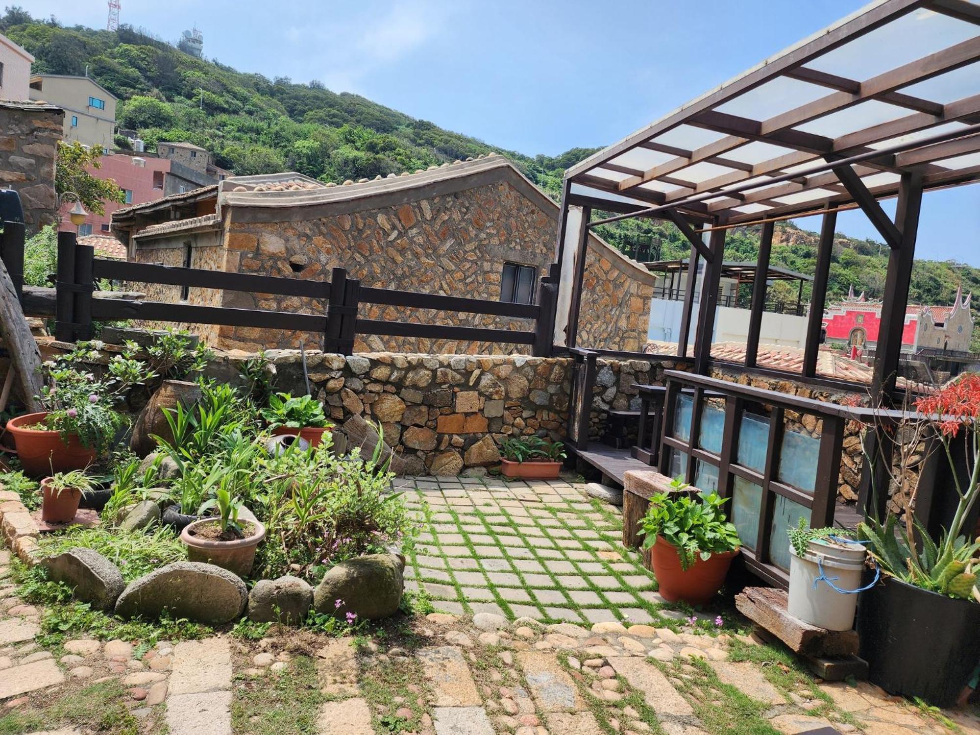 Отель Eternal Seaside House Нанган Экстерьер фото